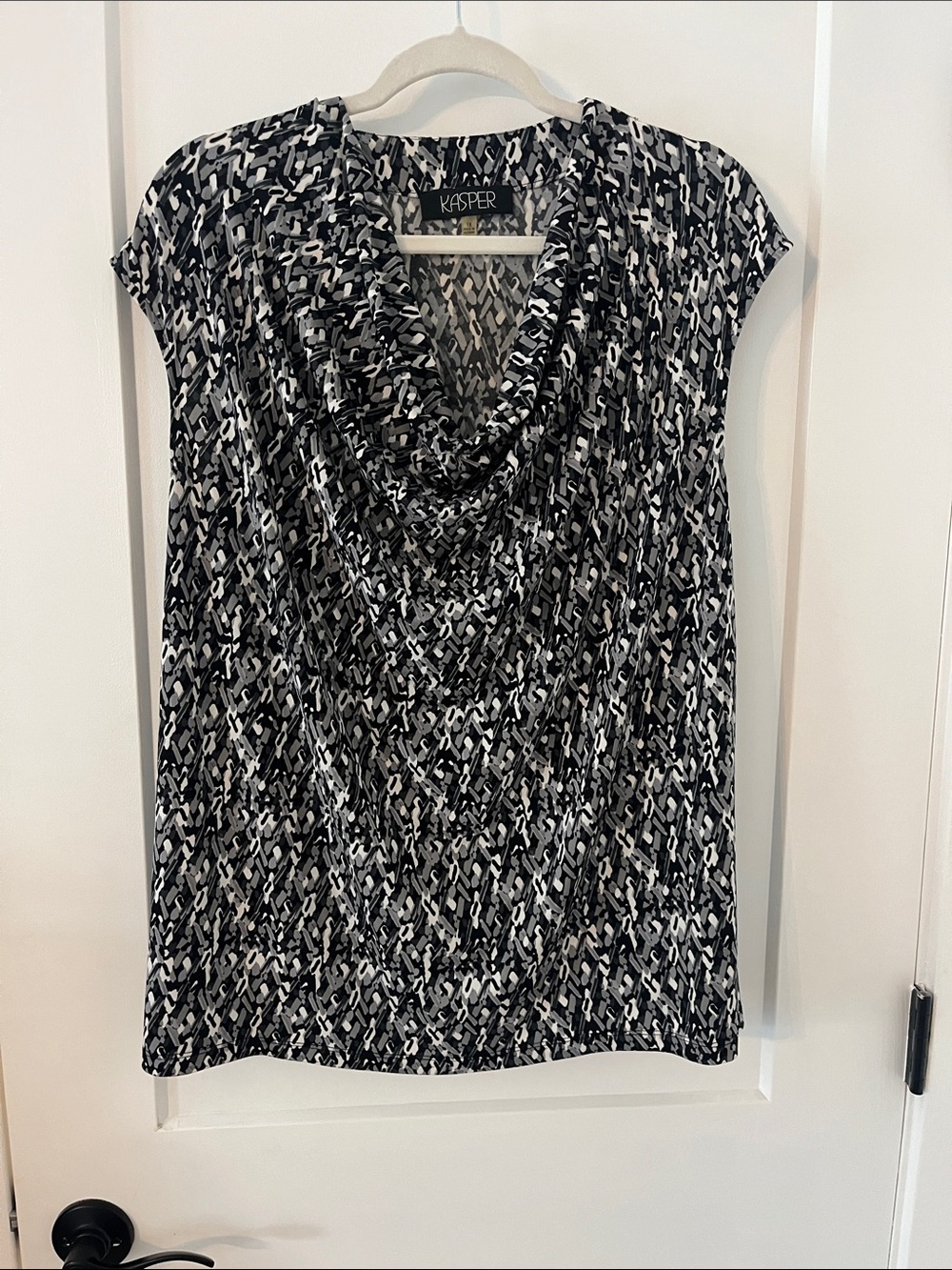 Kasper Black & White Printed Cowl Neck Cap Sleeve Top